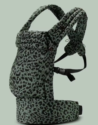 BARAK BABY draagzak in kleur Green Leopard